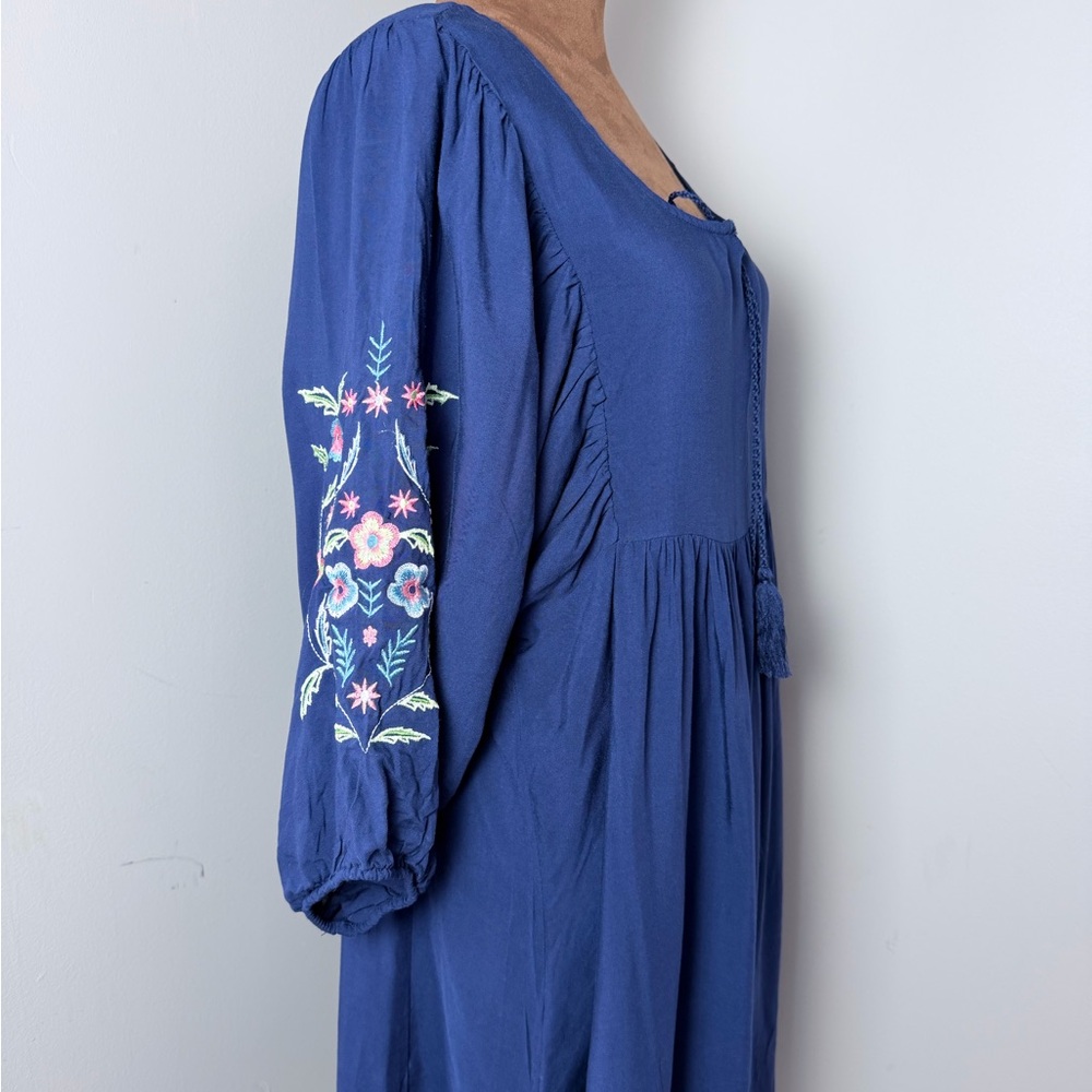 NWT New Directions Navy Dress with Floral Embroidery - Picture 2 of 12